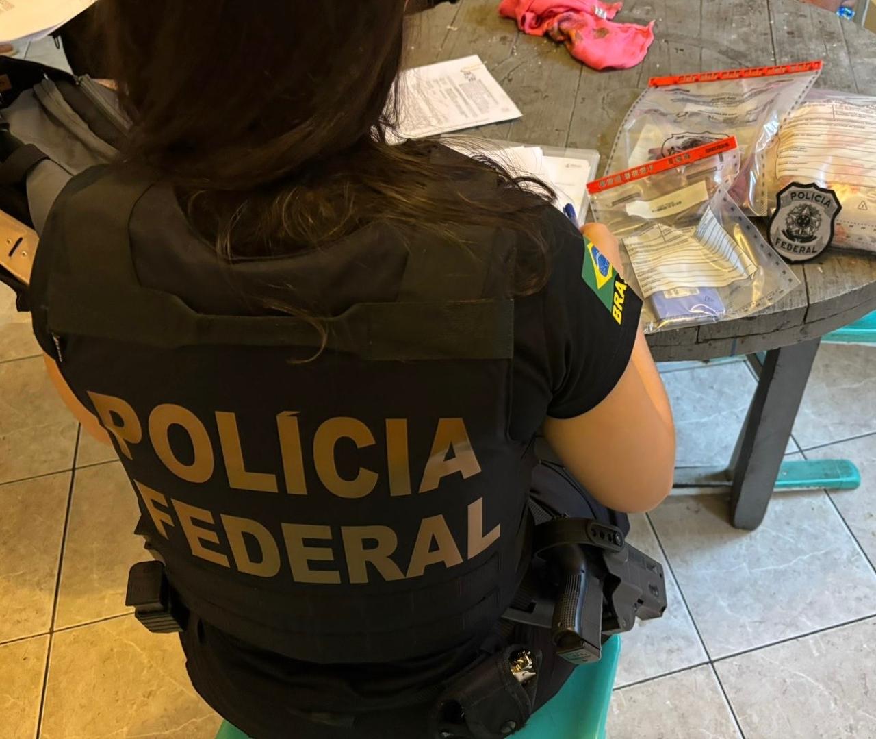 Polícia Federal, crimes cibernéticos, exploração infantil, Vale do Paraíba