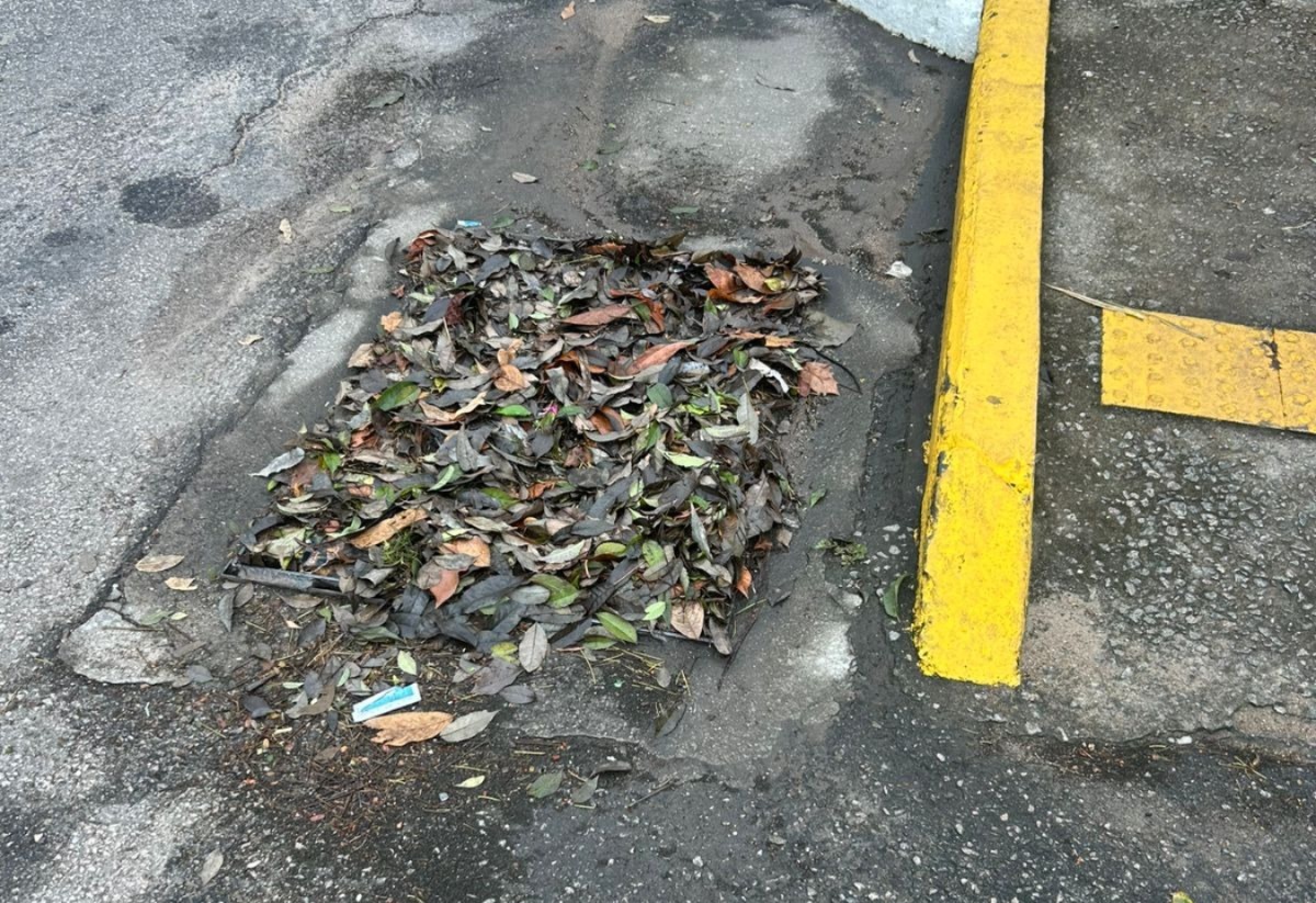 Bueiro após chuva no Jardim Aquarius