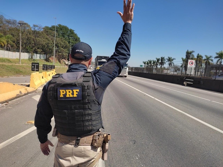 Operação da PRF nas vias rodovias de SP