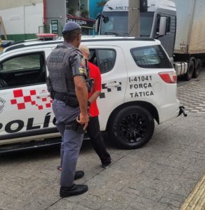 Prisão por roubo em Jacareí