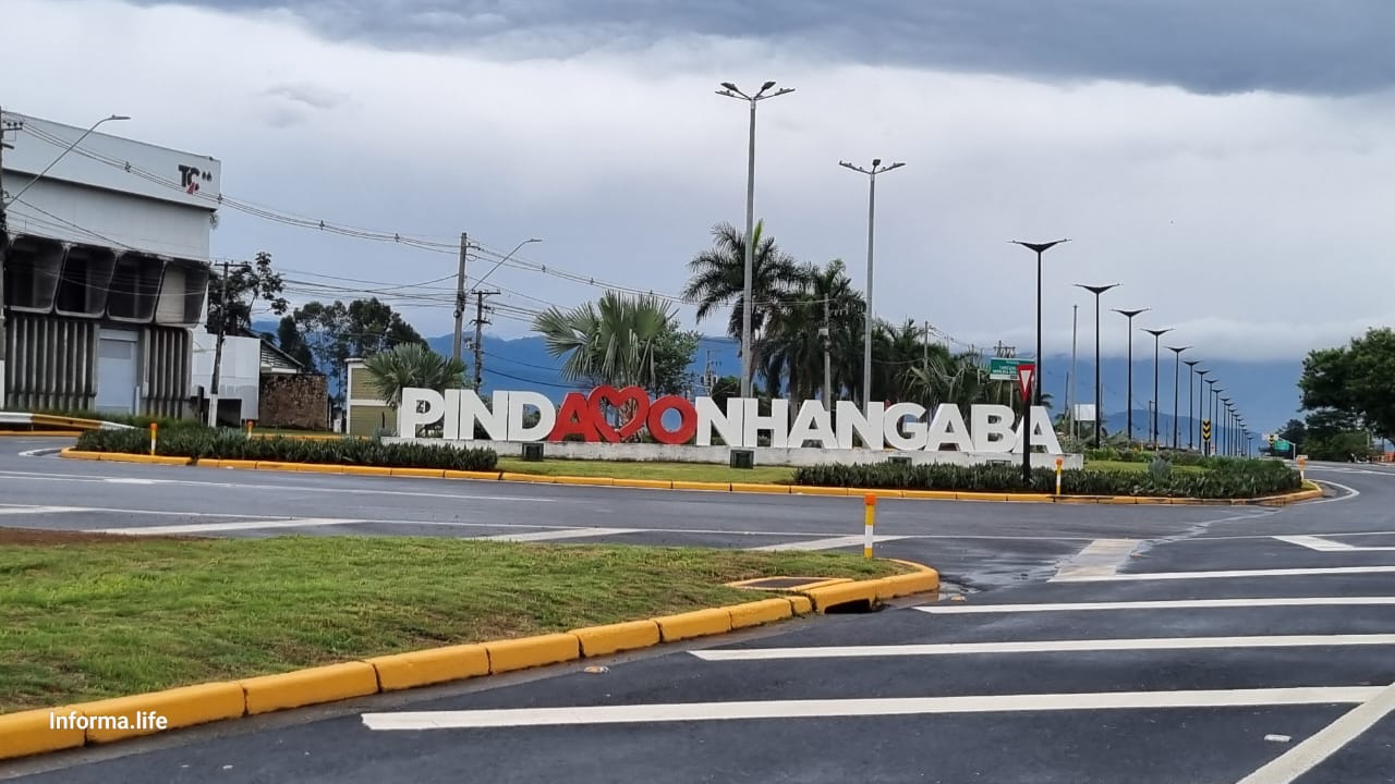 Polícia investiga dois homicídios registrados na mesma noite em Pindamonhangaba