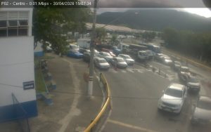Motoristas enfrentam até 3 horas de espera na travessia entre São Sebastião e Ilhabela