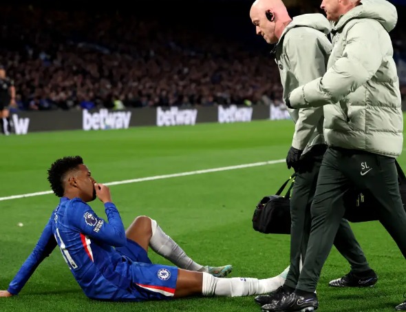 Lesão do craque Estêvão preocupa Seleção e pode tirar atacante da Copa do Mundo