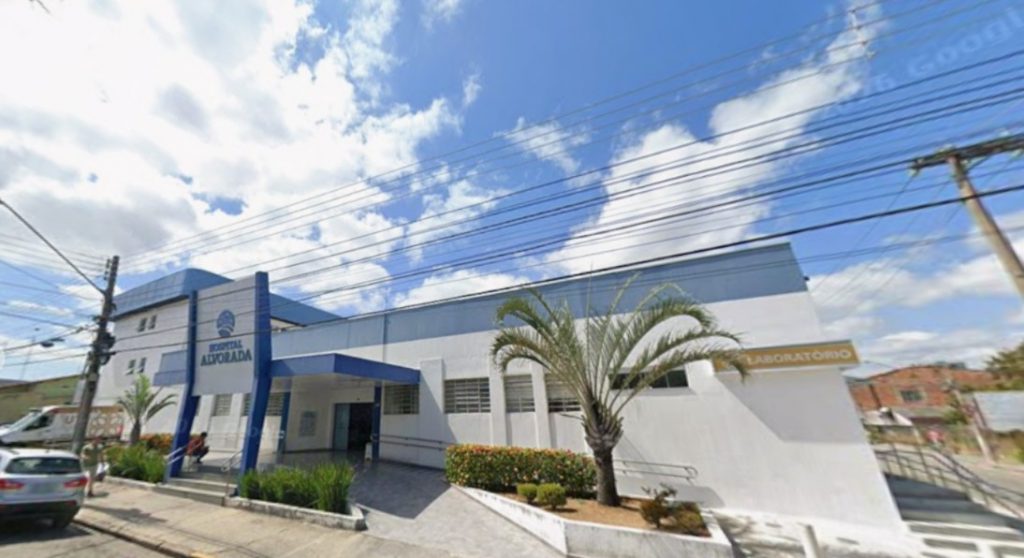Hospital Alvorada teve atividades suspensas após fiscalização identificar irregularidades na unidade.