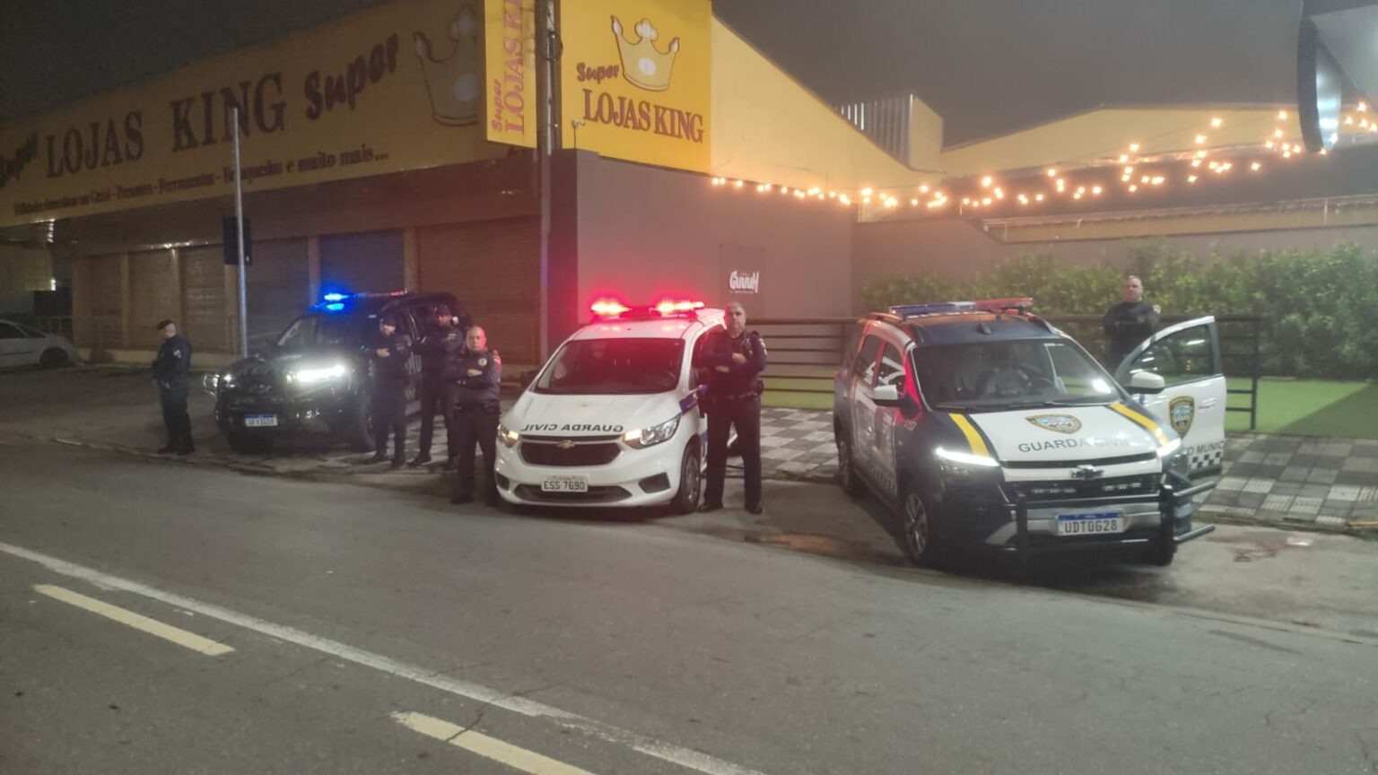 Operação da GCM interditou sete estabelecimentos comerciais em diferentes bairros de Jacareí.