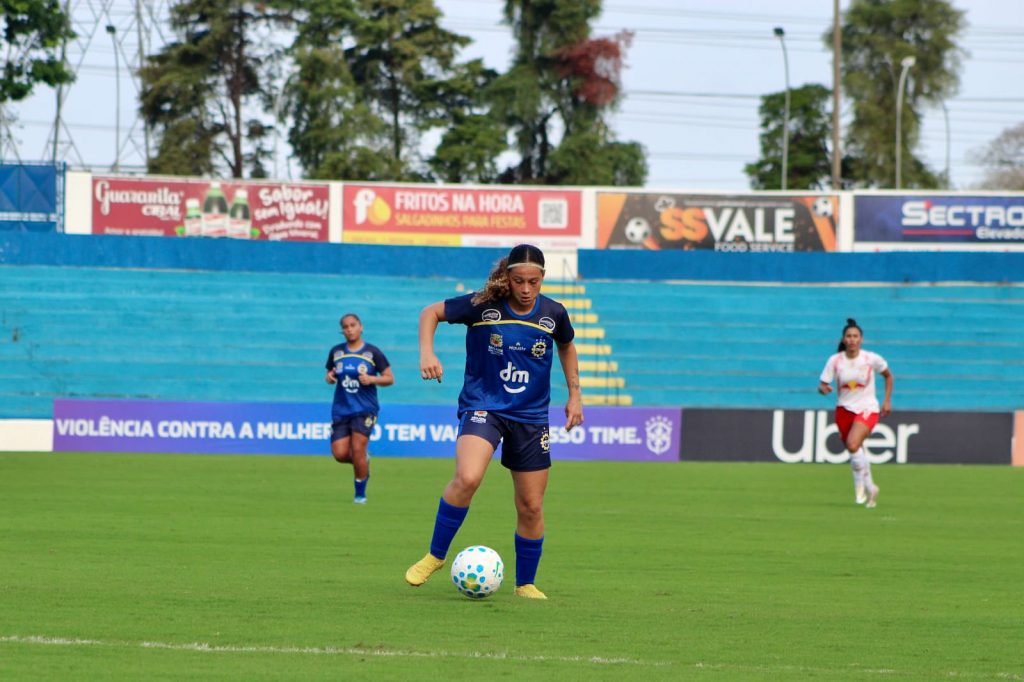 Mariana Luz / São José Futebol Feminino