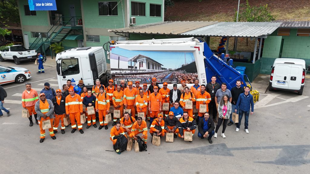 Mais de 800 agentes ambientais são homenageados por manter São José dos Campos limpa todos os dias