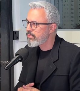 projeto de lei é de autoria do vereador Cláudio Apolinário (PSD)