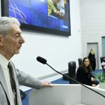 Pesquisador aposentado do INPE e defensor do Esplanada, francês Gerald Banon recebe título de Cidadão Joseense