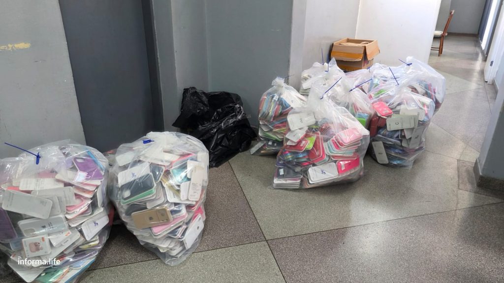 Megaoperação combate venda de produtos falsificados no centrão de São José dos Campos