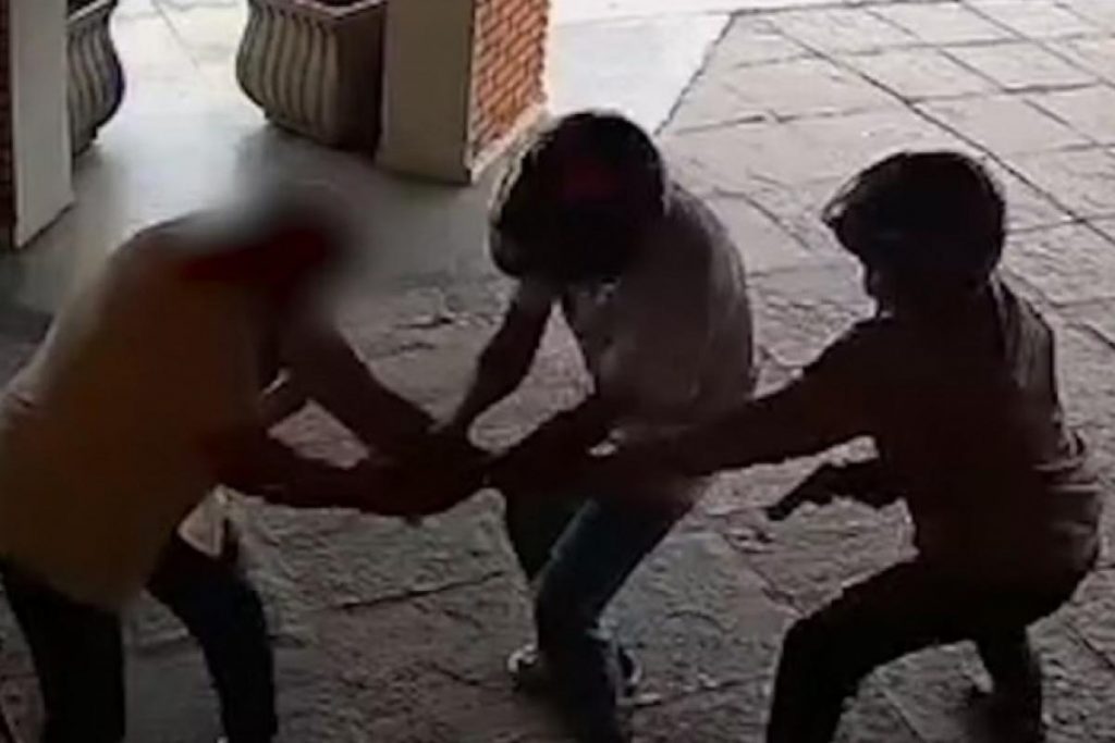 Violência em Ubatuba: Turista goiano é assaltado por criminosos armados em frente à pousada e tem joias roubadas!