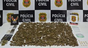 Polícia Civil prende traficante e apreende 1 kg de maconha e ecstasy em operação contra o tráfico no Residencial 31 de Março