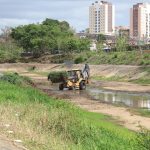 Limpeza dos piscinões do Turi retira 560 toneladas