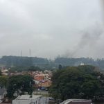 Sirenes e fumaça na Revap assustam moradores da zona leste de São José dos Campos; Petrobras confirma emergência operacional controlada