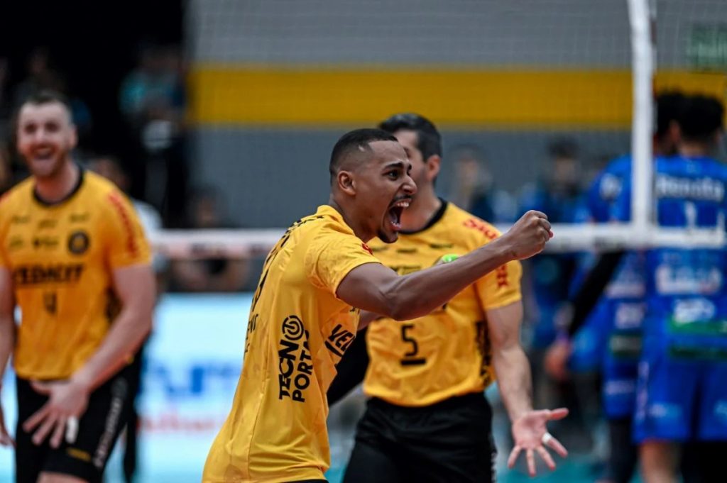 Pedro Teixeira/Vôlei Renata