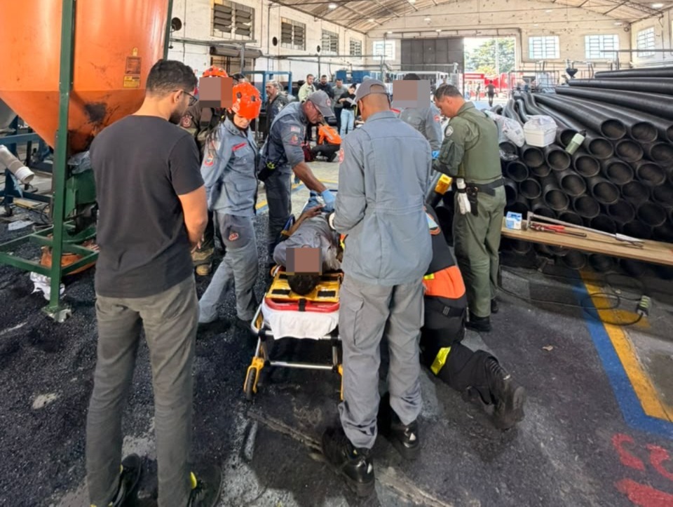 Acidente em triturador em São José dos Campos mobiliza resgate