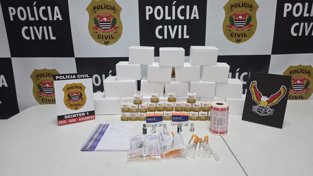 Mulher é presa com ampolas de medicamento para emagrecimento
