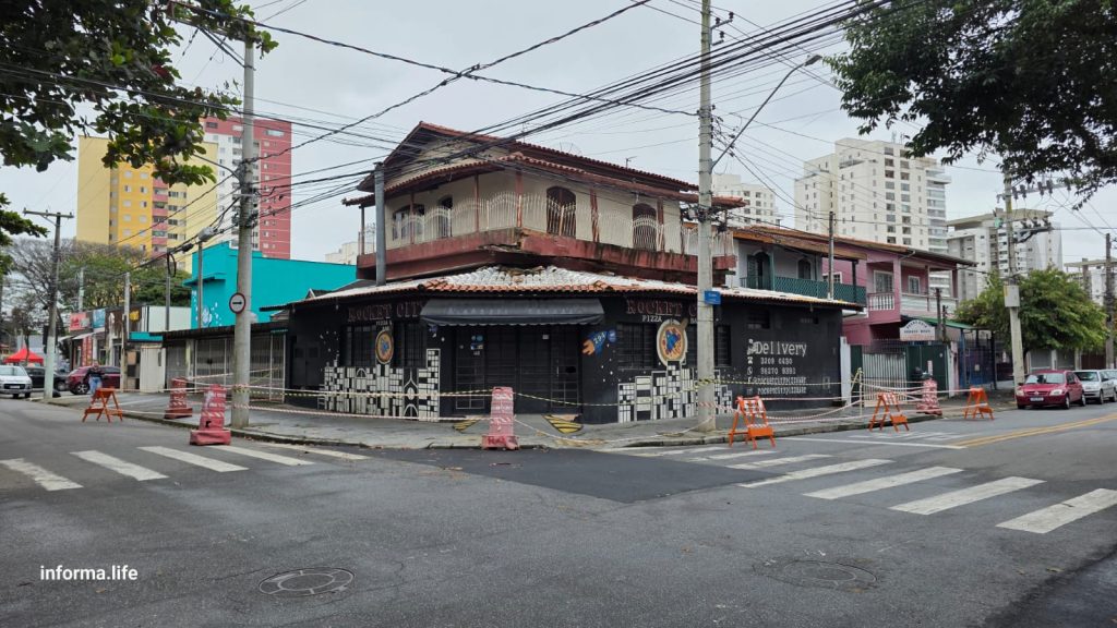 Imóvel interditado no Parque Industrial após risco estrutural