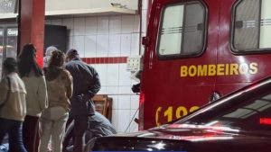 Idoso sofre parada cardiorrespiratória após engasgar com pedaço de carne e é salvo pelos Bombeiros no Vila Ema
