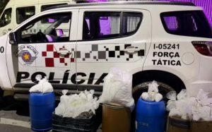 Jovem casal do tráfico é preso com quase 80 kg de cocaína em Pindamonhangaba