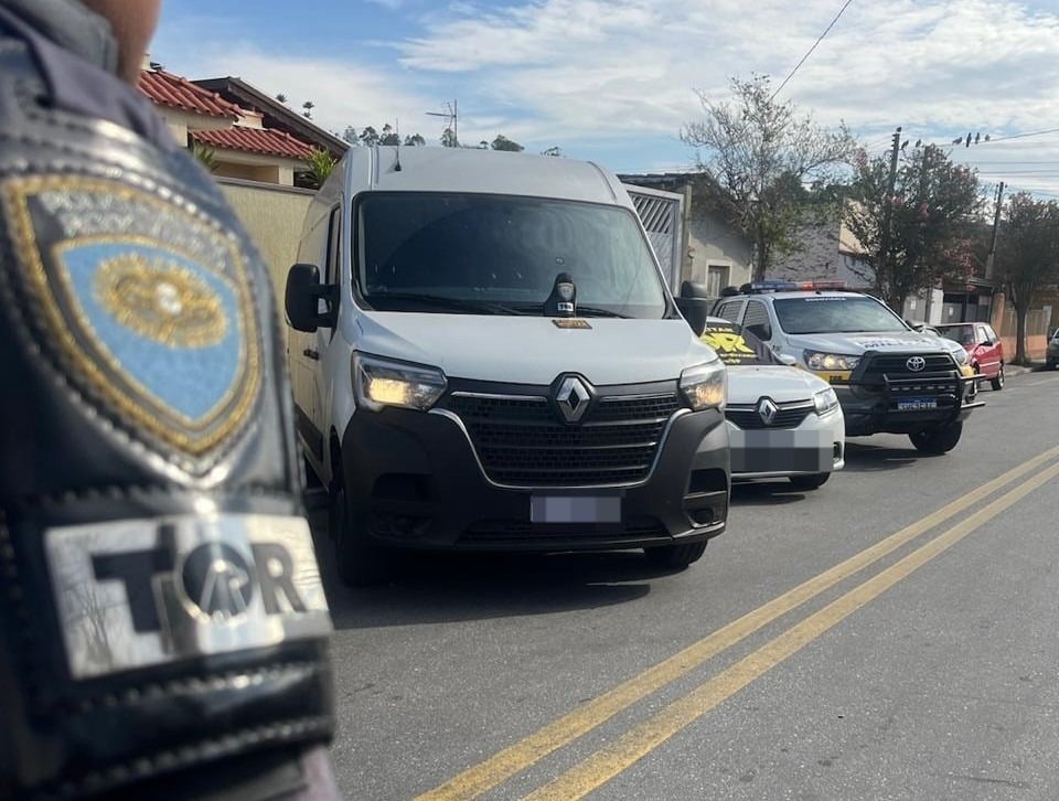 Trio é preso após roubar carga hospitalar avaliada em R$ 3 milhões em Jacareí