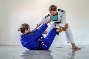 Jacareí realiza treinão gratuito de jiu-jítsu para mulheres