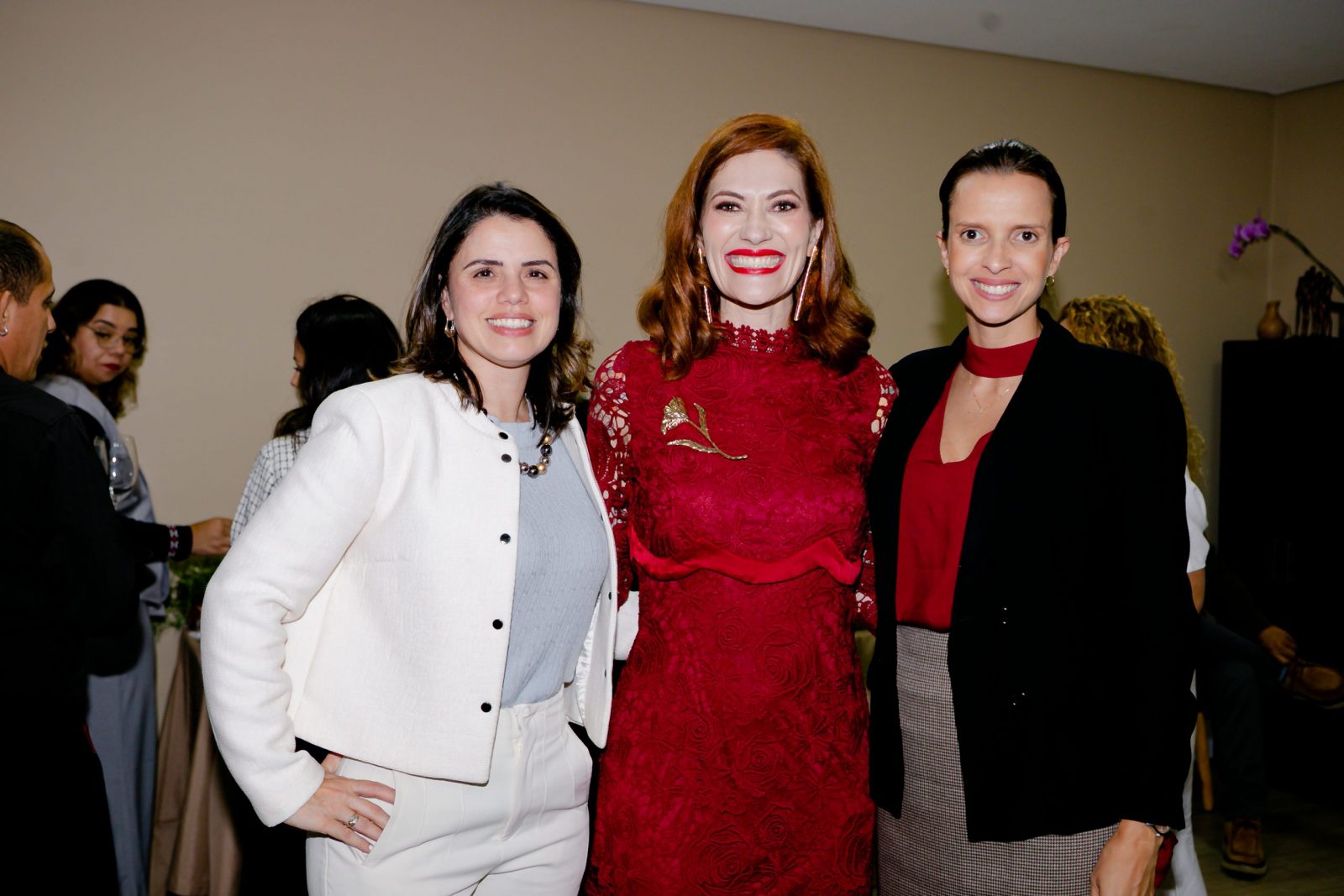 Coluna Social Alessandra Labat