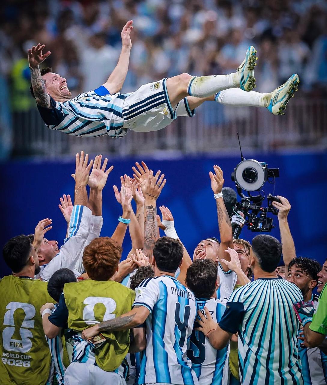Messi marca, Argentina reage e elimina o Egito em jogo emocionante
