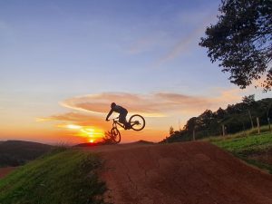 Campeonato Brasileiro de Mountain Bike será realizado no Mobai Bike Land com entrada gratuita