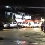 Violência sem trégua no Litoral Norte: criminosos invadem adega, executam dois jovens e fogem de motocicleta em Ubatuba