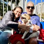 cadela Miúda participa de sessões de cãoterapia