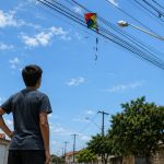 Pipas na rede elétrica aumentam nas férias escolares