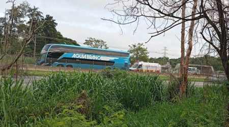 Acidente na Via Dutra complica trânsito nesta sexta-feira