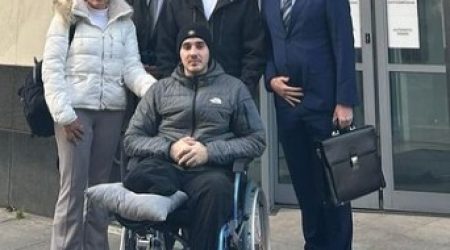 Anderson acompanha depoimento do filho sobre acidente em Dublin