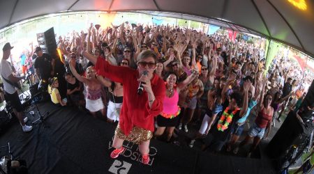 Carnaval do Clube Santa Rita promete 60 horas de festa em São José