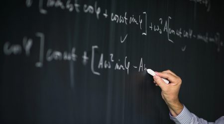 Novidade: Carteira Nacional do Professor garante descontos e benefícios