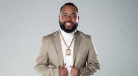 Dudu Nobre faz show gratuito em Taubaté no feriado da Consciência Negra