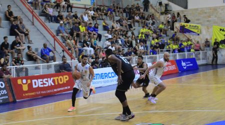 Embalado São José supera Botafogo no Linneu pelo NBB