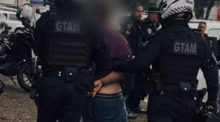 Entrave entre vizinhos termina em homicídio no Jd. Ismênia; autor é preso após sequência de crimes