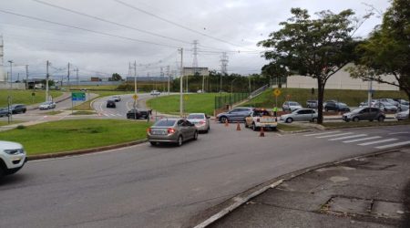 Faixas vêm sendo separadas com cones nos finais de tarde