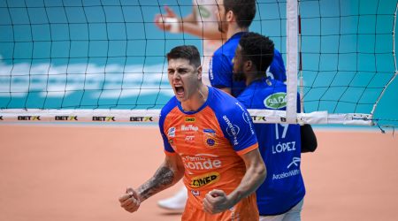 Farma Conde Vôlei São José vence Sada Cruzeiro e se isola na liderança da Superliga