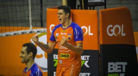 Farma Conde Vôlei São José vence e assume a liderança da Superliga bet7k