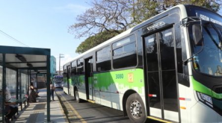 Greve de ônibus em Jacareí afeta transporte local nesta quinta