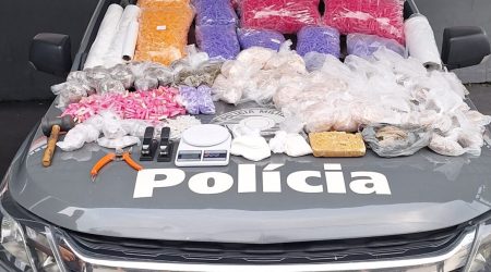 Homem de 23 anos é preso com 7 mil porções de drogas na Vila Machado