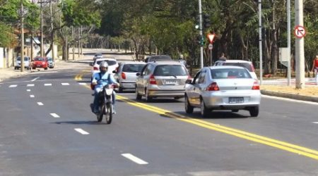 Interdições na avenida Salinas, na zona sul de São José