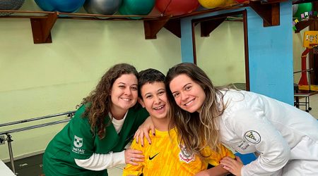 Goleiro do Corinthians manda recado para paciente em tratamento de ortostatismo