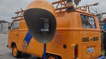 Kombi que explodiu no Anel Viário era de colecionador