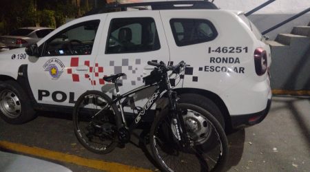 Ladrão de 18 anos é preso após estourar corrente e furtar bike no Centro da Juventude