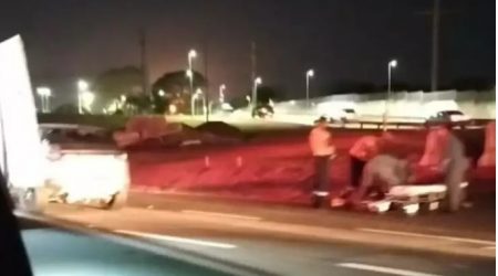 Mulher de 21 anos morre em acidente na Via Dutra, em São José