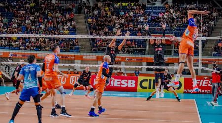 Na Arena São José perde para o Bauru por 3 a 1 pela Superliga